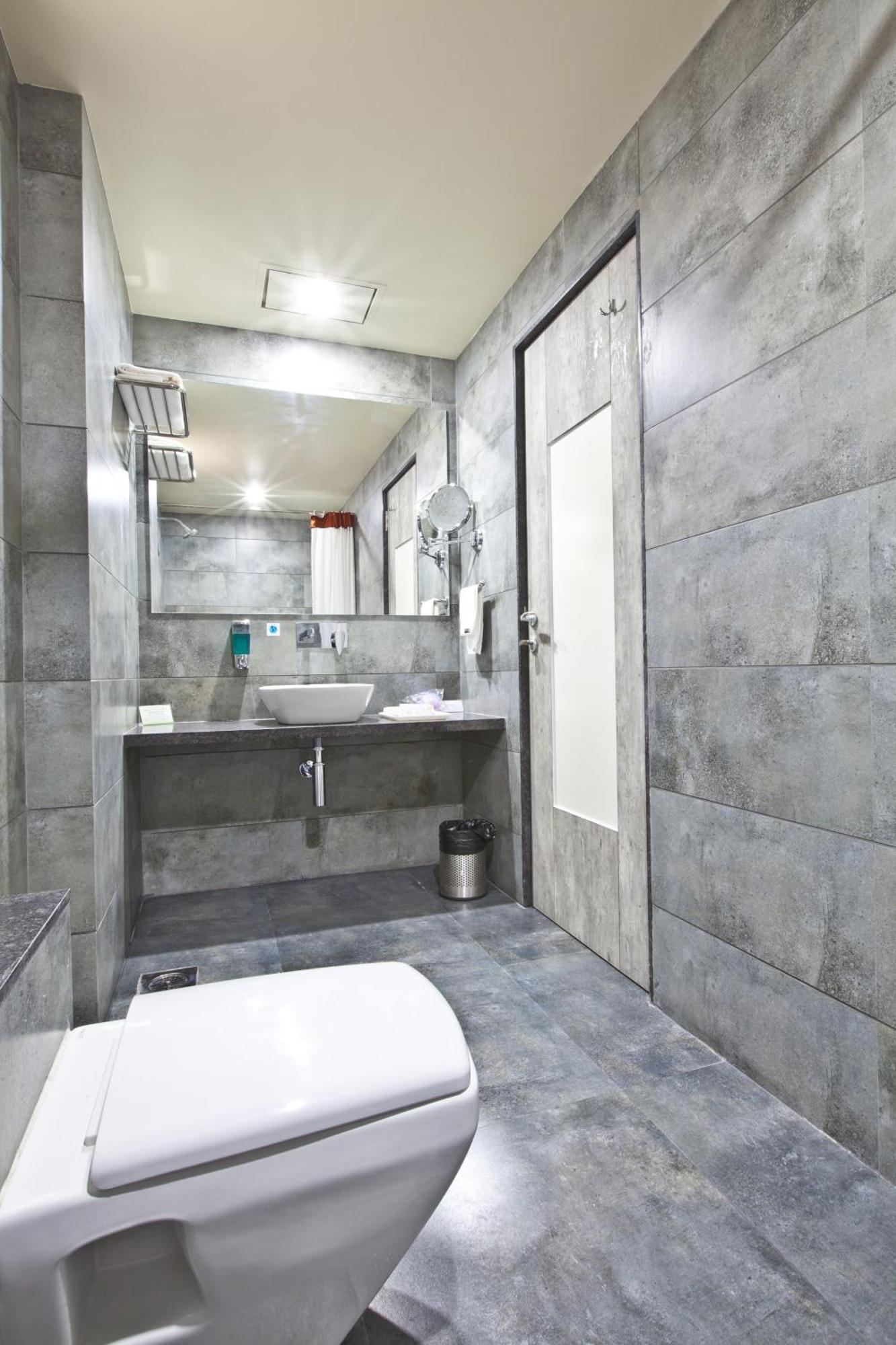 Hotel Sifat International Surat Exterior foto